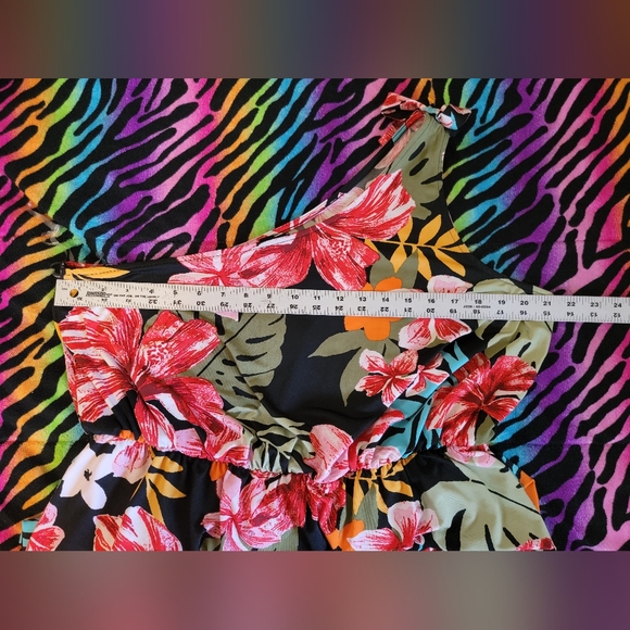 EUC Women's one shoulder Tacera 1X Floral dress - Picture 6 of 6